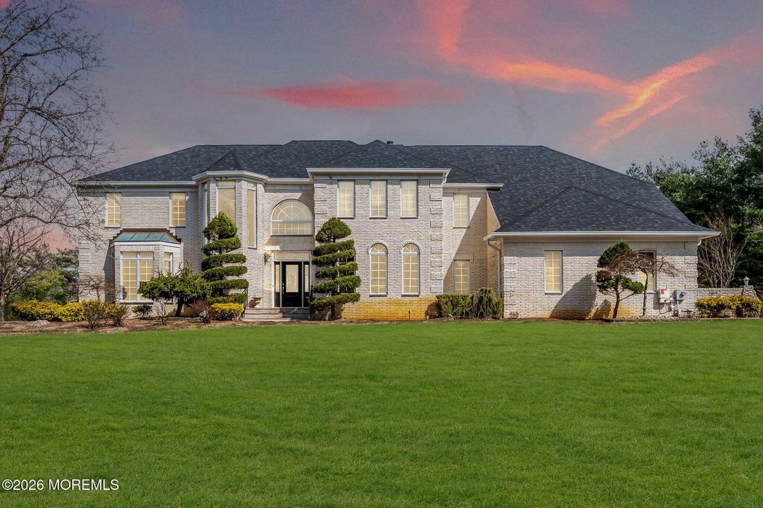 House in Manalapan Township, New Jersey, United States 1 - 17513055