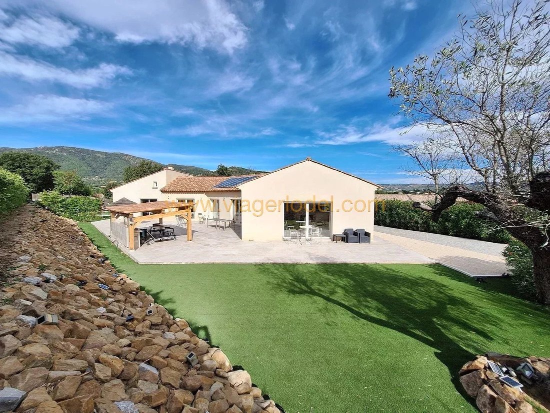 Villa in Le Plan-de-la-Tour, Provence-Alpes-Côte d'Azur, France 2 - 17503295