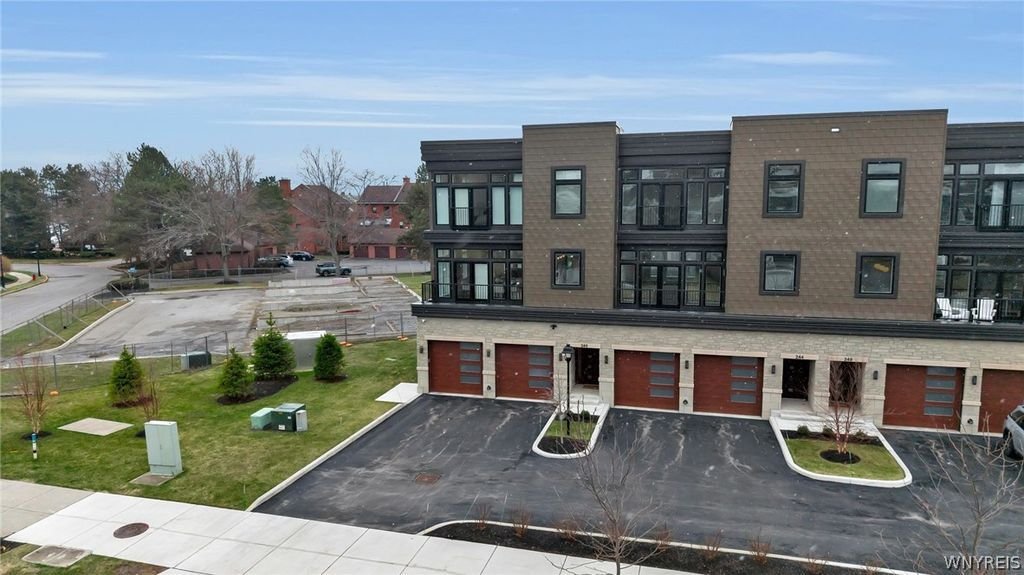 House in Buffalo, New York, United States 2 - 17507995