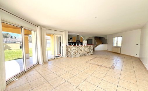 Villa in Sussargues, Occitania, France 1