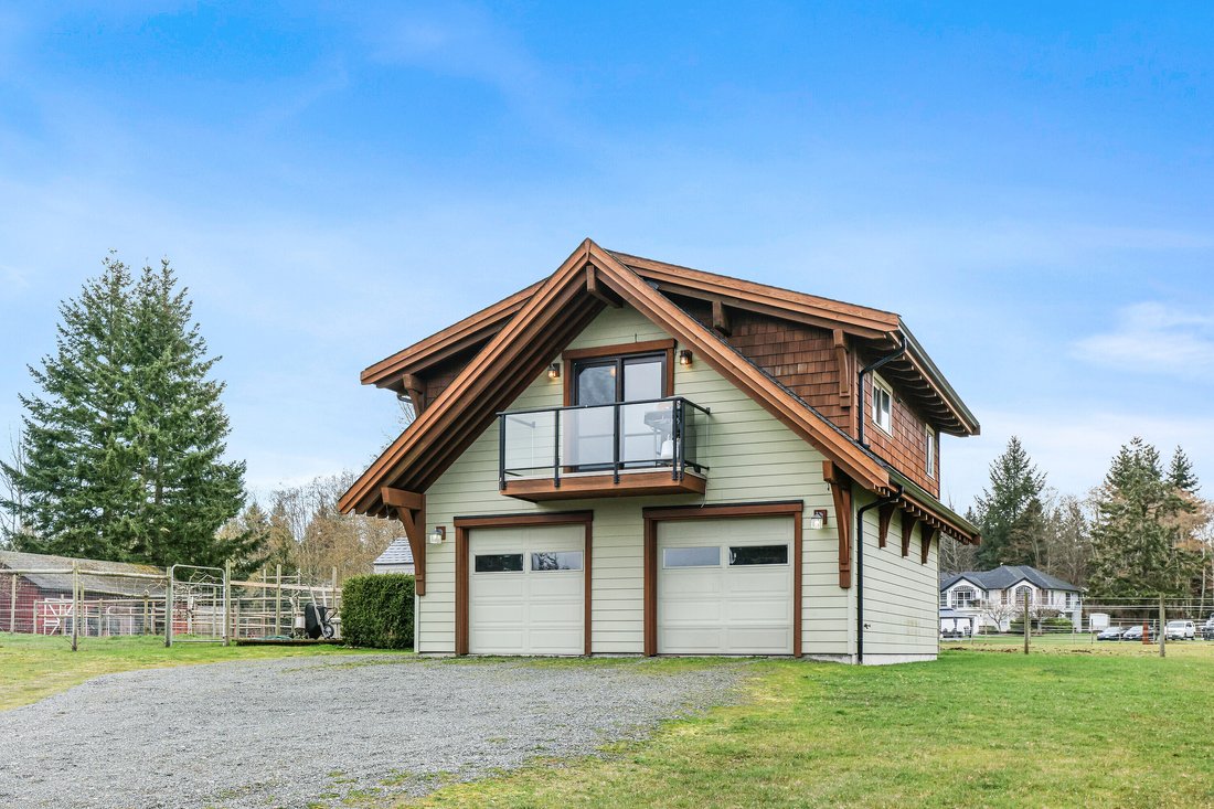House in Courtenay, British Columbia, Canada 3 - 17503595