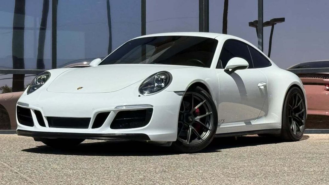 Coupe in Tucson, AZ, United States 4 - 17510788