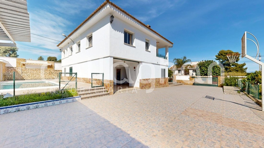 Villa in Chiva, Valencian Community, Spain 2 - 17508887