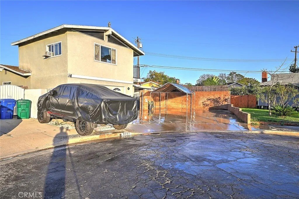 House in Signal Hill, California, United States 3 - 17508547