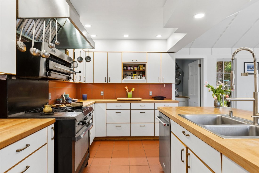 Sag Harbor, New York, United States 5 - 17514406