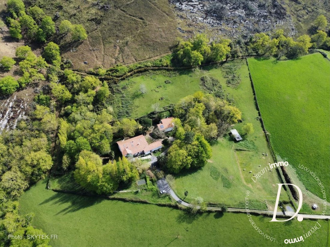 House in Saint-Esteben, Nouvelle-Aquitaine, France 1 - 17508191