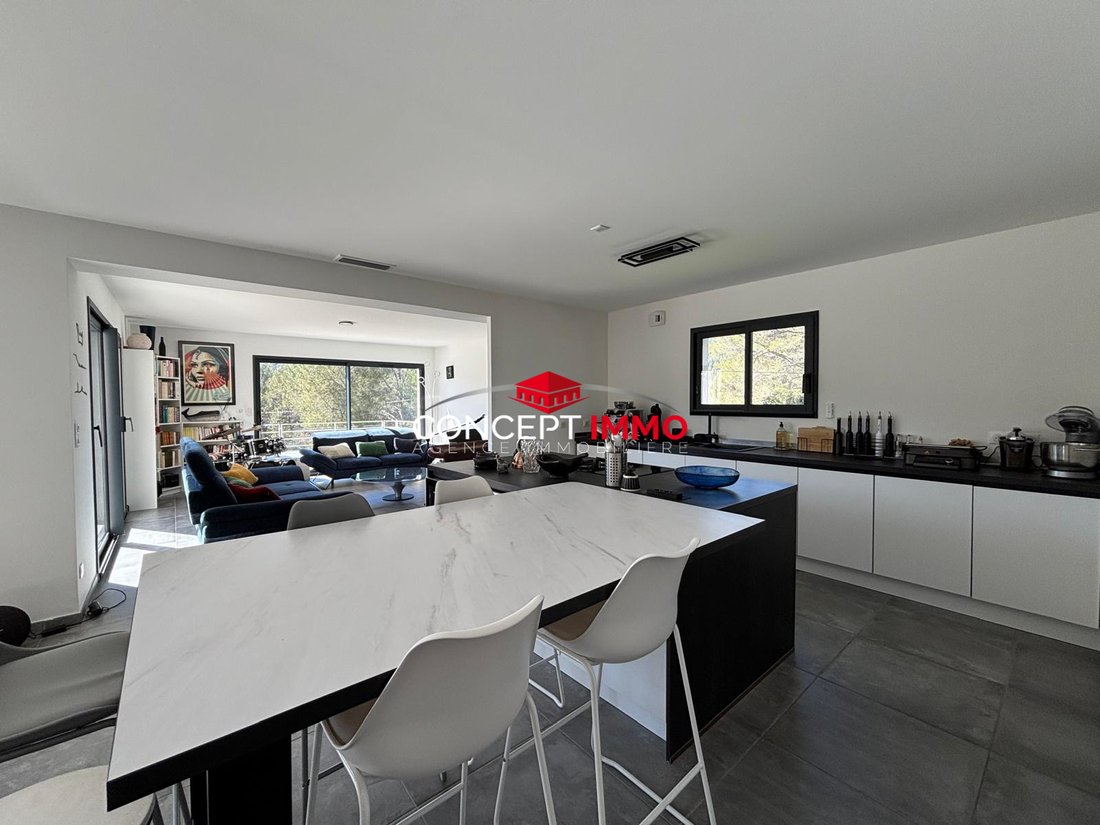 Villa in Solliès-Toucas, Provence-Alpes-Côte d'Azur, France 5 - 17505385