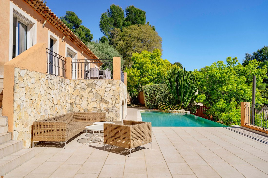Villa in Centre Ouest, Ollioules, France 2 - 17509030