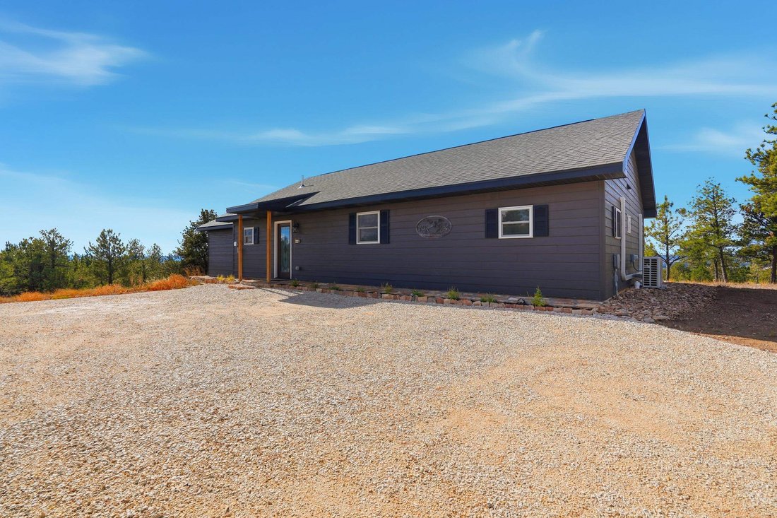 House in Custer, South Dakota, United States 2 - 17506015