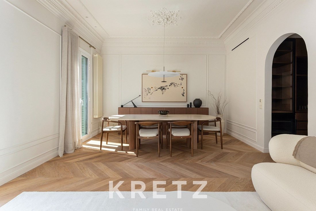 Apartment in Eixample, Barcelona, Spain 4 - 17503314