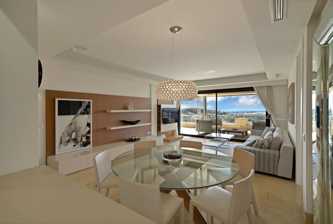 Wohnung in Nueva Andalucía, Marbella, Spanien 1 - 17508975
