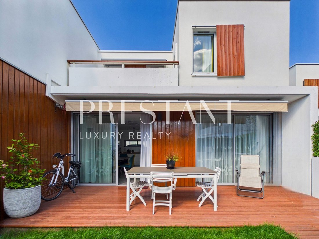 House in Les Rocailles-Lahouze, Biarritz, France 2 - 17504093
