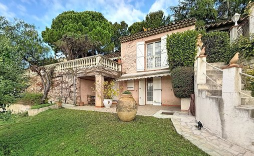 Villa in Riquebonne-Ferratone-Pizou, Vallauris, France 1