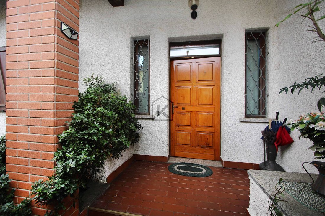 Villa in Sedriano, Lombardy, Italy 4 - 17507574