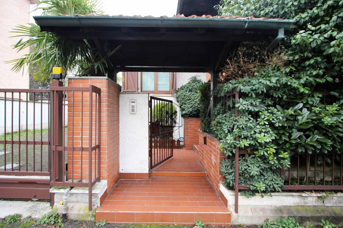 Villa in Sedriano, Lombardy, Italy 3 - 17507574