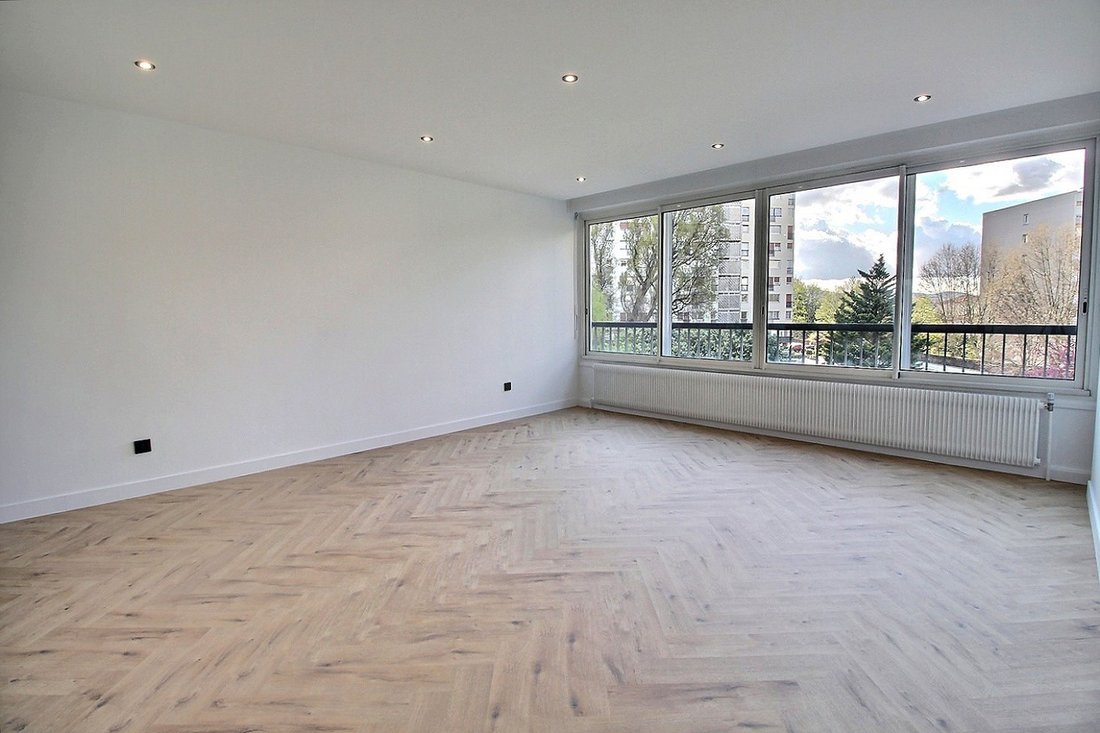 Apartment in Plateau de la Croix Rousse-Ouest, Lyon 4e Arrondissement, Lyon 2 - 17509029