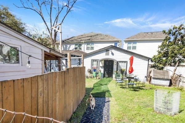 House in Houston, Texas, United States 5 - 17513071