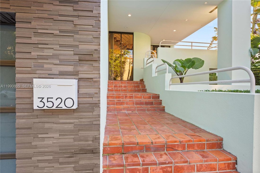 House in Miami, Florida, United States 5 - 17504401