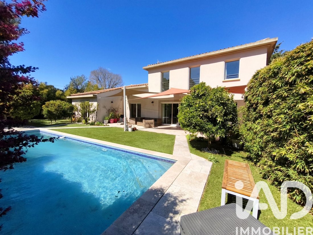 House in Beaucours-La Gorguette-La Morvenede, Sanary-sur-Mer, France 1 - 17514971