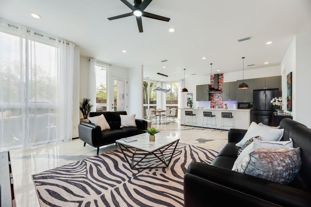 House in Dallas, Texas, United States 3 - 17504910