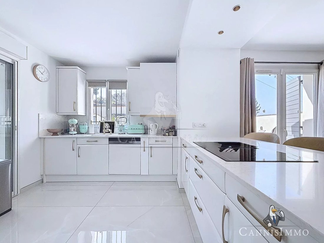 House in Mougins, Provence-Alpes-Côte d'Azur, France 5 - 17497652