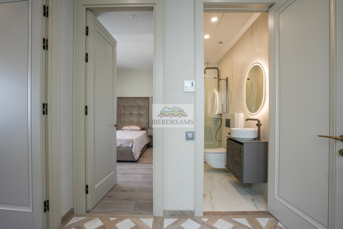 Apartment in Eixample, Barcelona, Spain 5 - 17503261