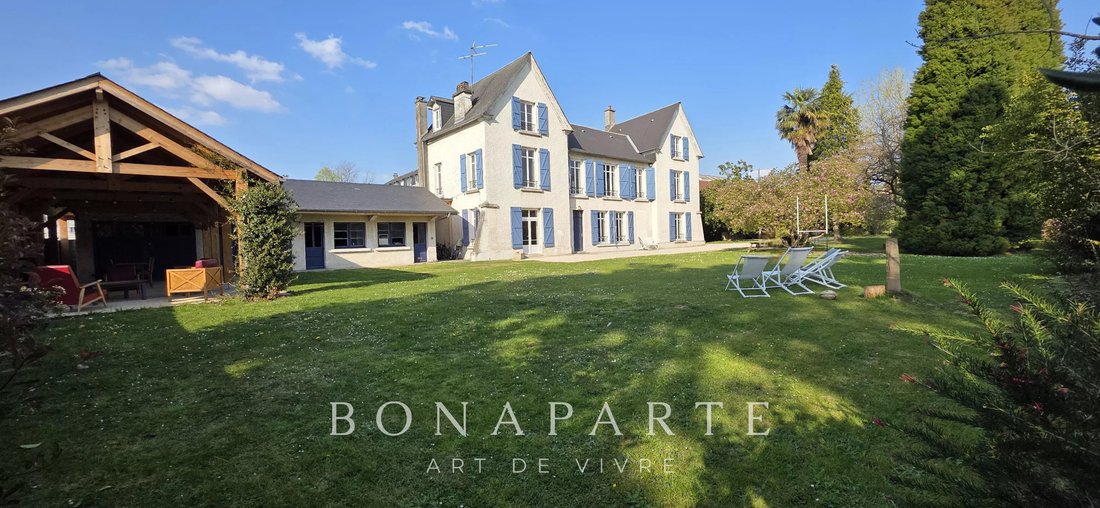 House in Pau, Nouvelle-Aquitaine, France 1 - 17510987