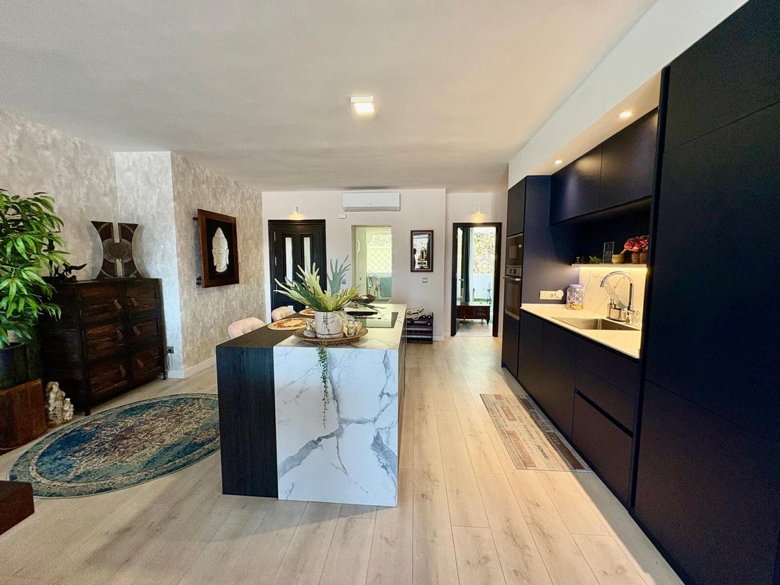 Apartment in Benahavis, Andalusia, Spain 5 - 17508768