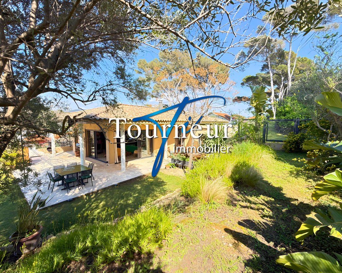 Villa in Nord, Sanary-sur-Mer, France 4 - 17505538