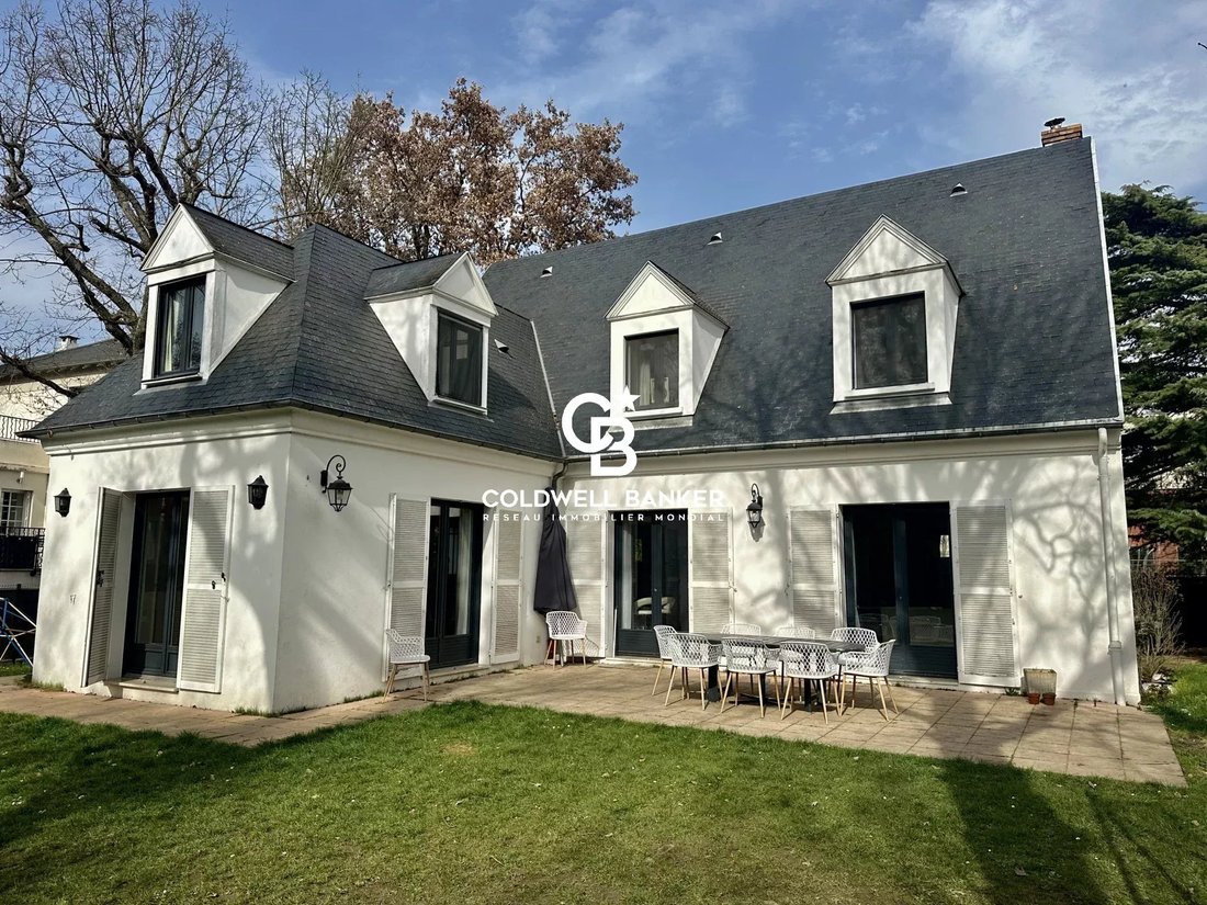 House in Montesson, Ile-de-France, France 2 - 17502903