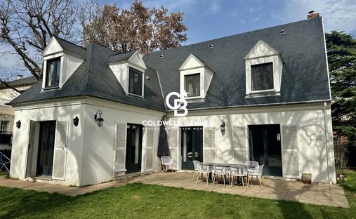 Casa en Montesson, Isla de Francia, Francia 1