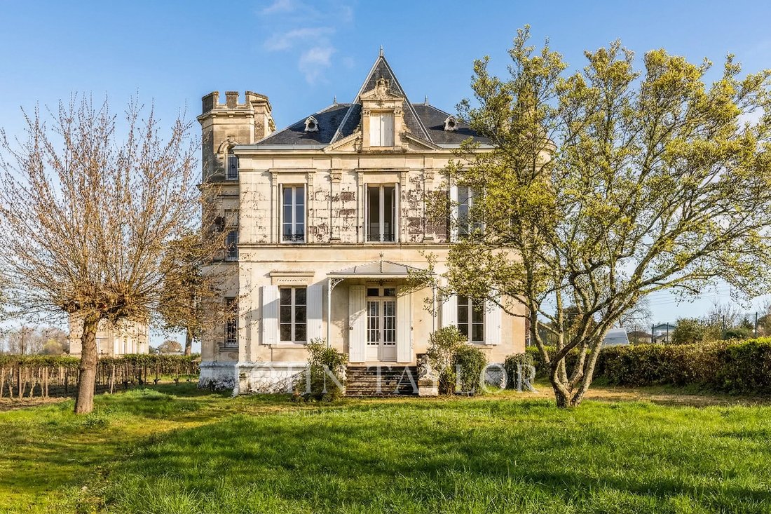 Castle in Libourne, Nouvelle-Aquitaine, France 4 - 17502768