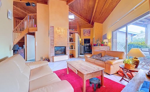 House in Centre Ville, Castanet-Tolosan, France 1