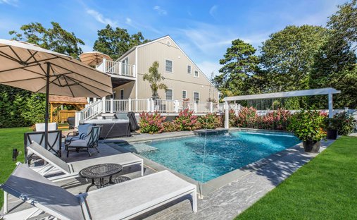 Hampton Bays, New York, United States 1