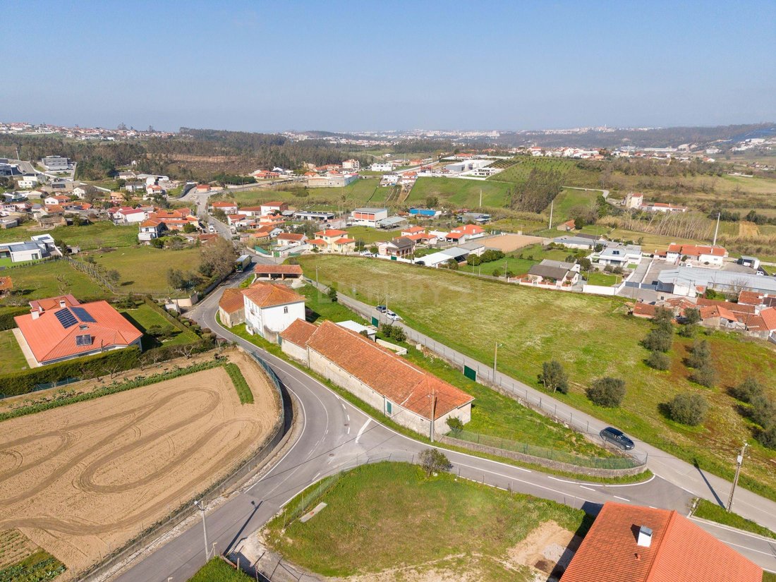 Villa in Parceiros e Azoia, Leiria District, Portugal 1 - 17502873