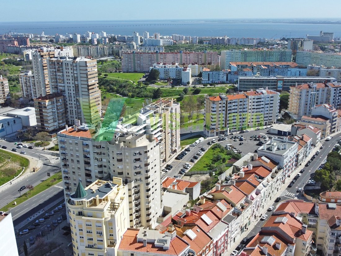 Apartment in Areeiro, Lisbon, Portugal 2 - 17474204