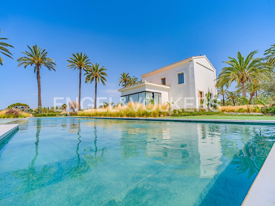 Villa in Elx / Elche, Valencian Community, Spain 2 - 17509448