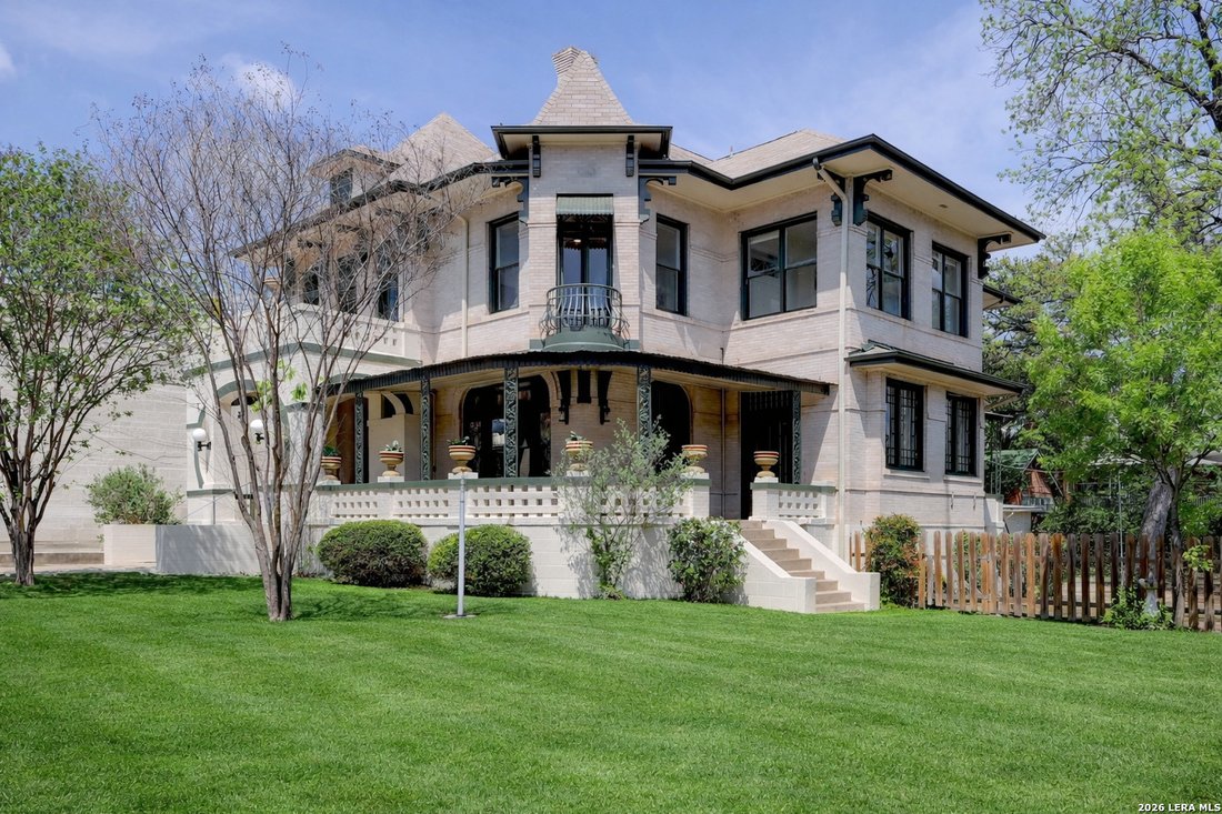 House in San Antonio, Texas, United States 1 - 17508672