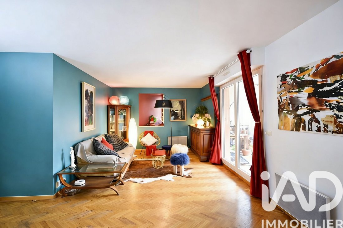 Apartment in Espaces Jeunes, Issy-les-Moulineaux, France 1 - 17512877