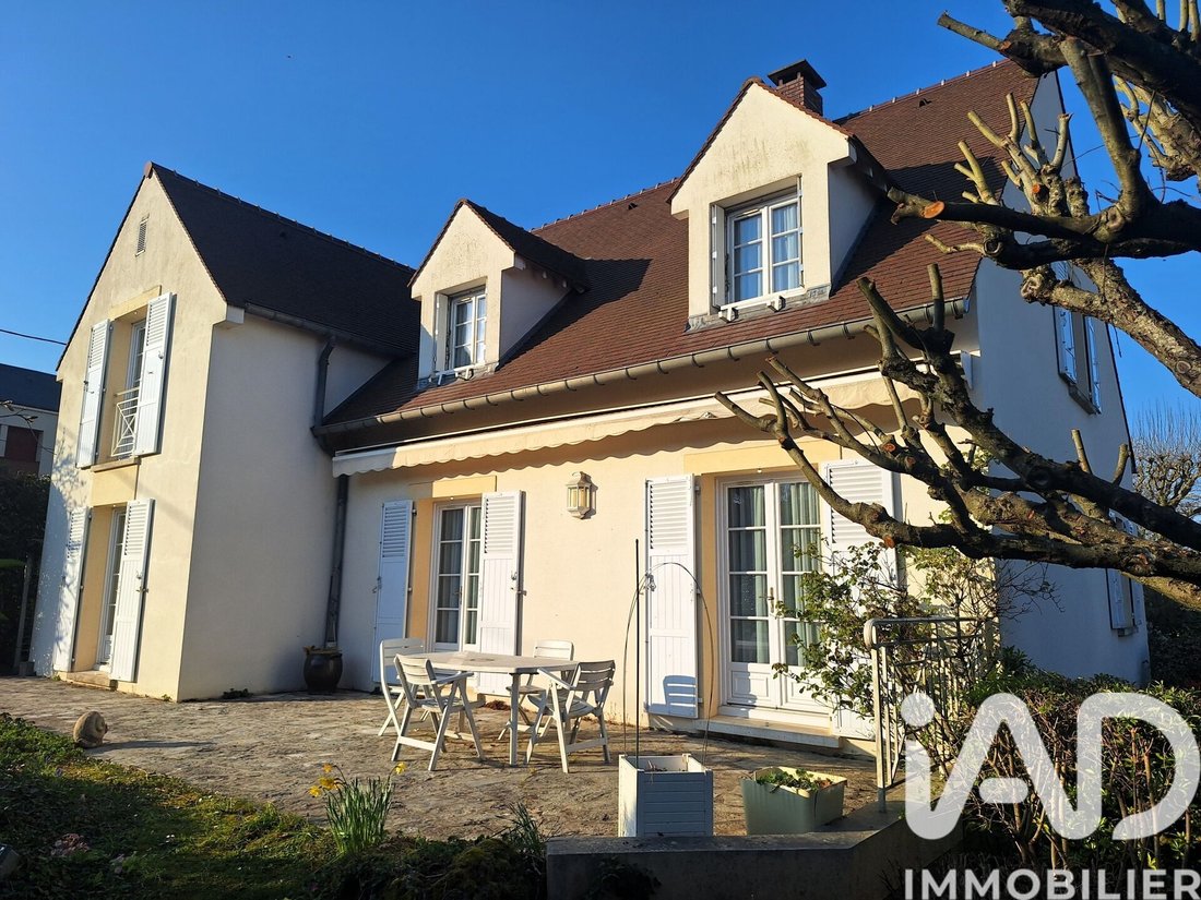 House in Montlhery, Ile-de-France, France 1 - 17512898