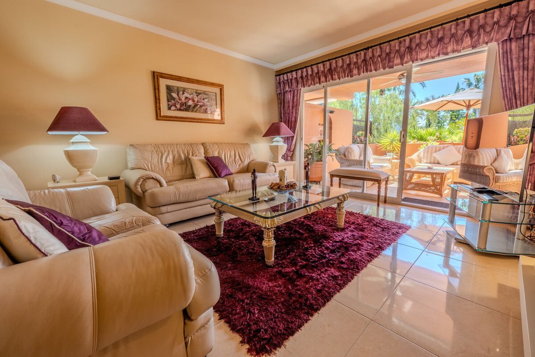 Apartment in Puerto Banus, Marbella, Spain 4 - 17510992