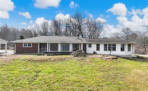 House in Gainesville, Georgia, United States 1