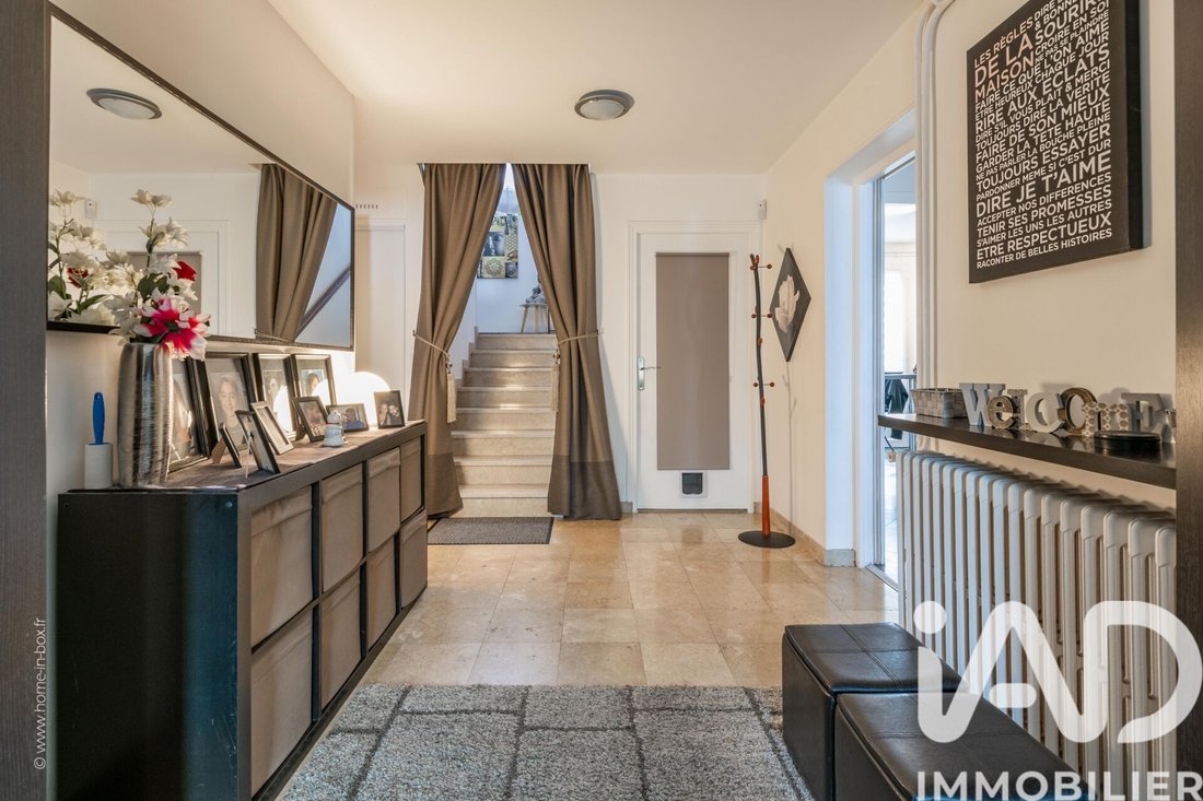 House in Le Coudray-Montceaux, Ile-de-France, France 3 - 17513756