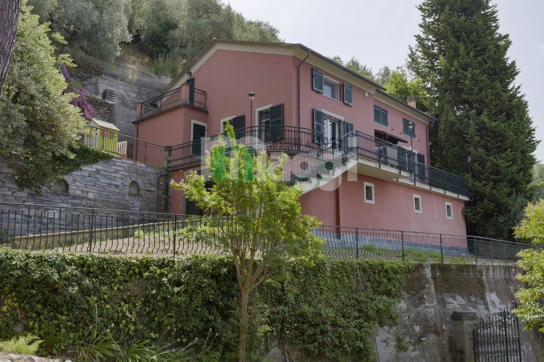 Villa in Lavagna, Liguria, Italy 2 - 17388178