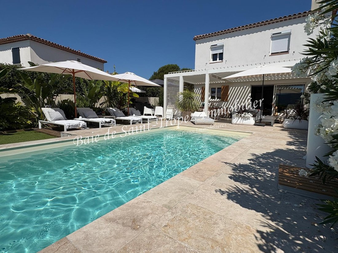 Villa in Centre Ville, Cogolin, France 3 - 17505764