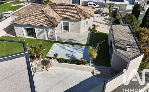 House in Croix de Poumeyrac, Beziers, France 1