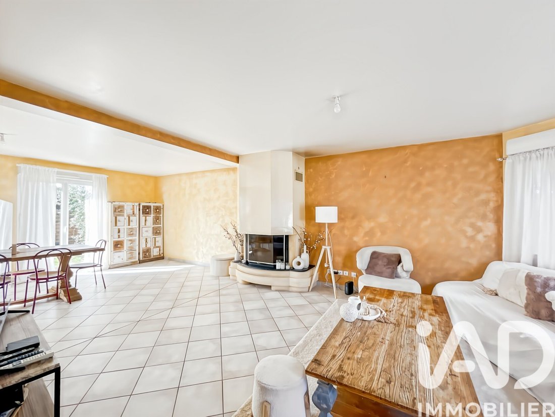 House in Montfermeil, Ile-de-France, France 5 - 17513793