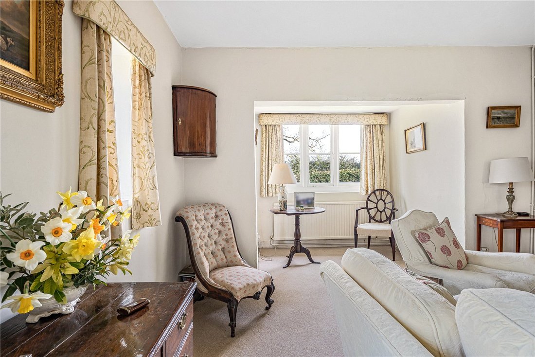 House in North Heath, Pulborough, England 5 - 17510443