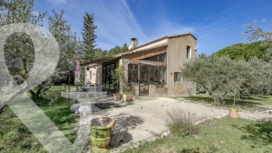 House in Eygalières, Provence-Alpes-Côte d'Azur, France 3 - 17510909