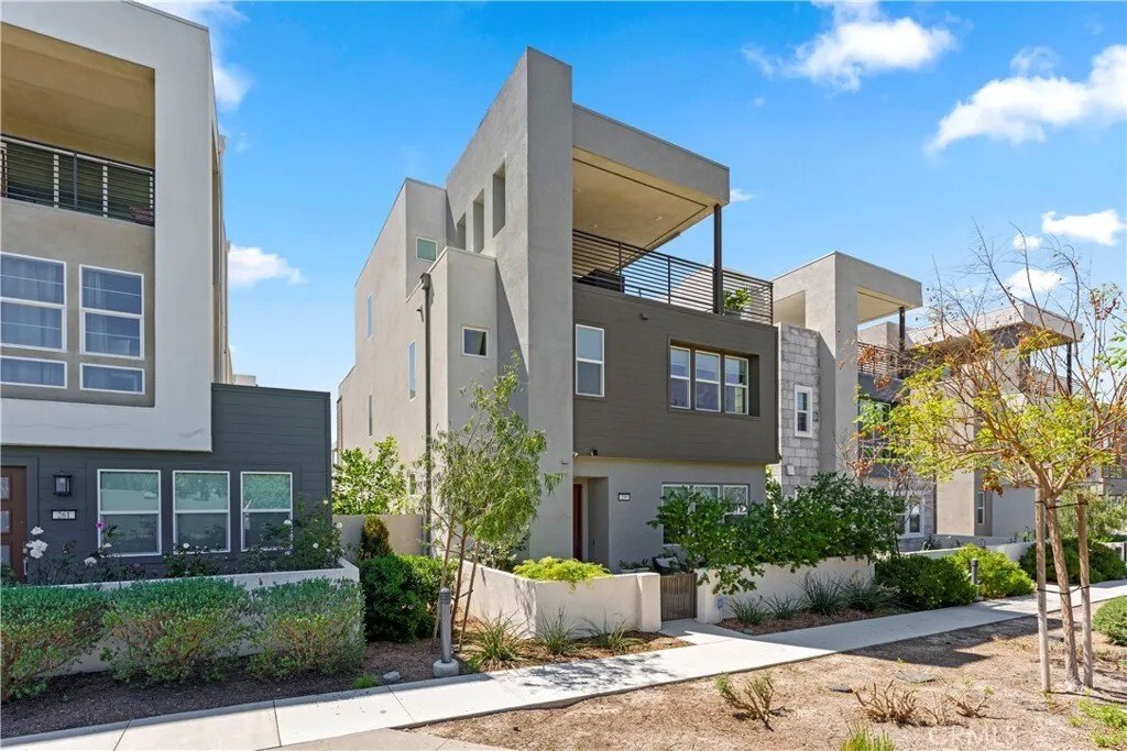 Condo in Irvine, California, United States 3 - 17513022